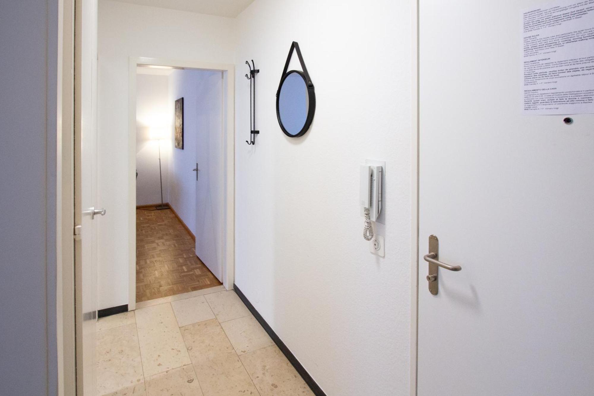 Gemuetliche Grosse Wohnung Naehe Uni Basel Exterior photo